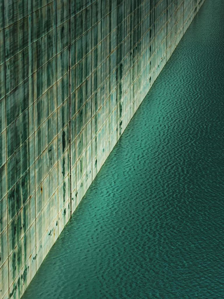 EVALUATING EXCESSIVE FORCE UNDER THE FOURTH AMENDMENT – Spring 2025 Law&nbsp;Review